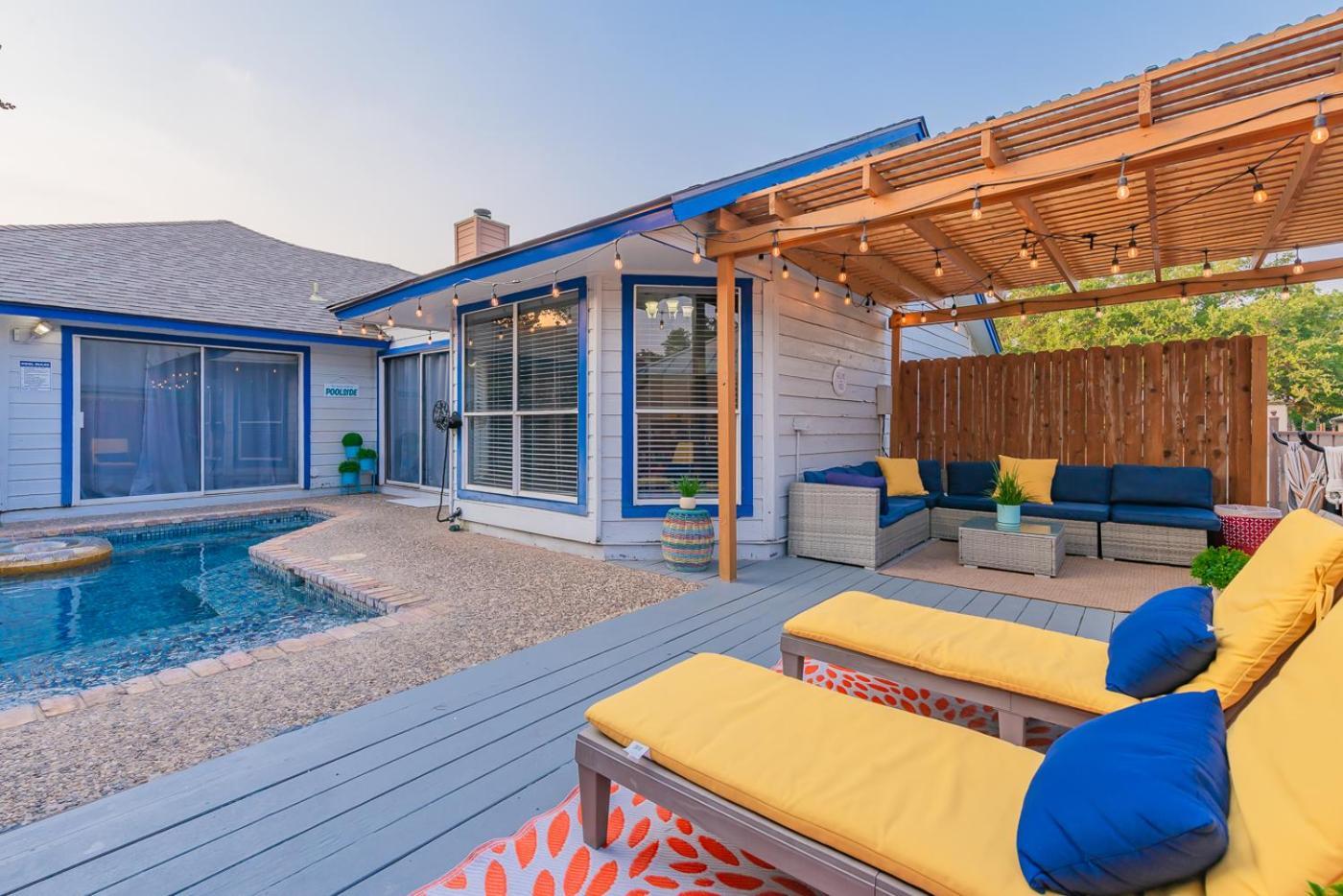 Fun 'N Sun Heated Pool & Gameroom By Fiesta Texas San Antonio Exterior photo